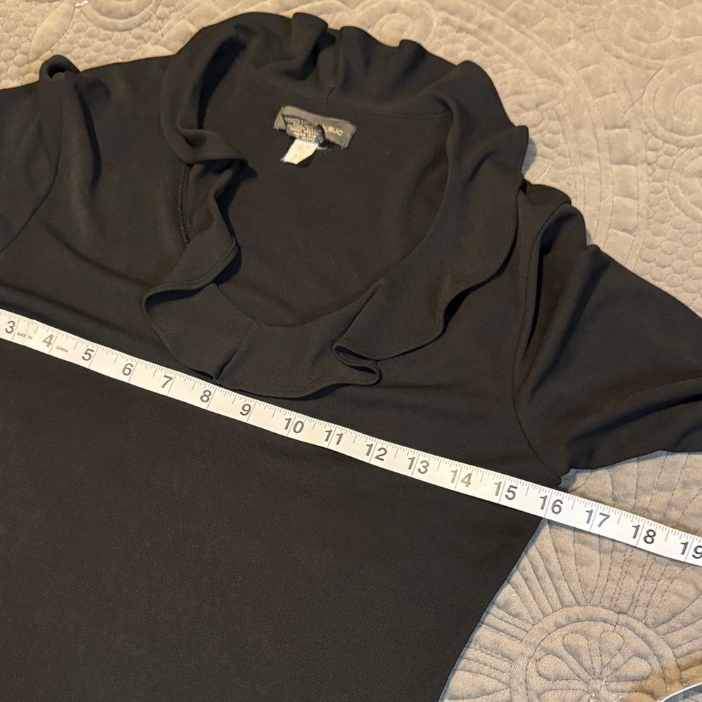 Banana Republic Black Ruffle Sleeve Blouse - Picture 9 of 10